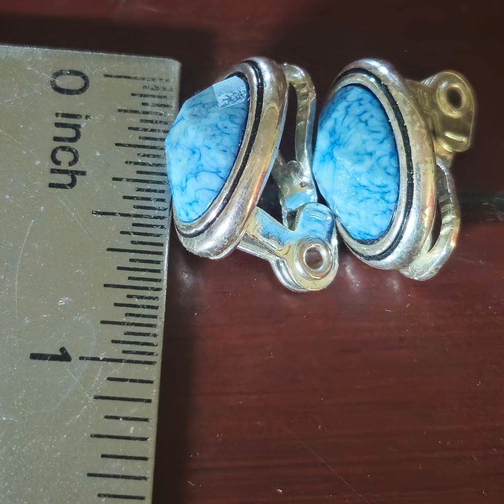 Napier Silver Tone Faux Turquoise Faceted Oval Clip On Earrings Vintage Style - Picture 5 of 6